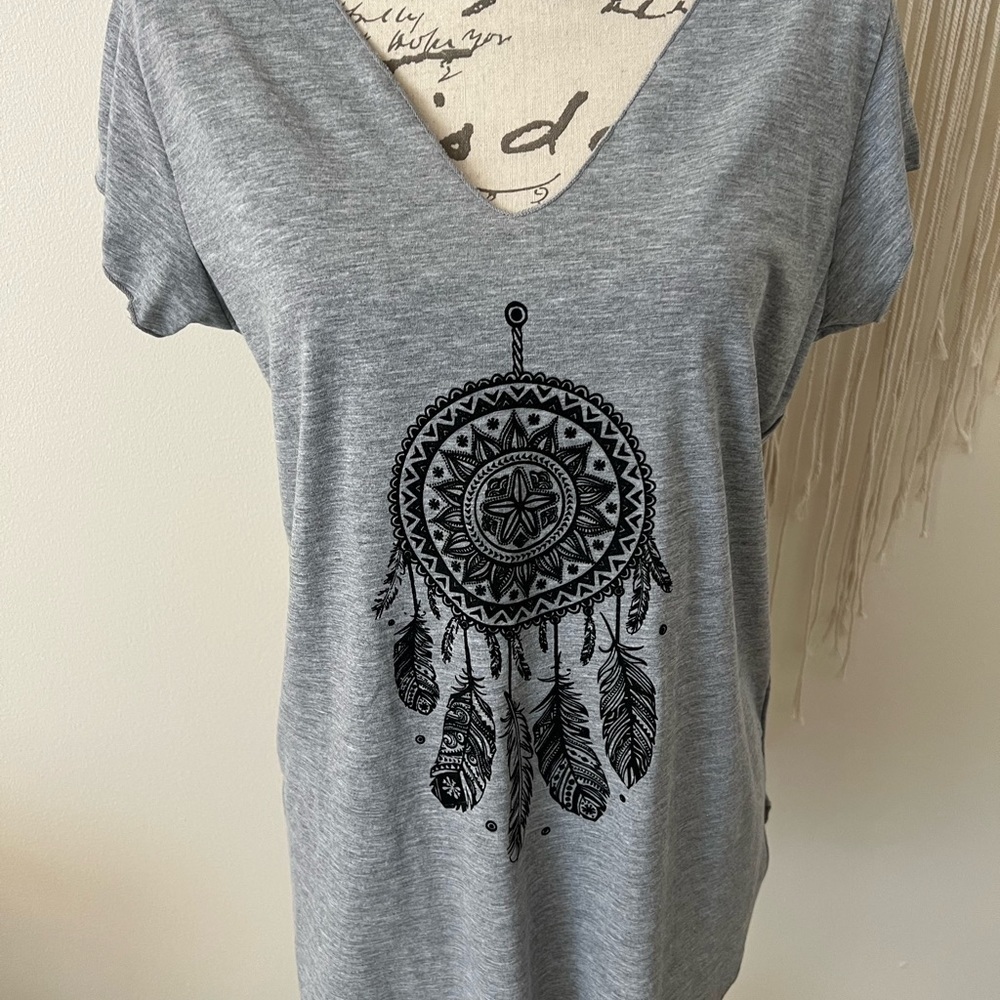 Casual V neck Tee - Picture 2 of 7